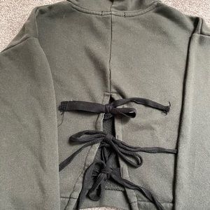Lace-up back Olive Green cropped sweatshirt